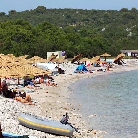 Апартаменты With A Parking Space Sali, Dugi Otok - 908