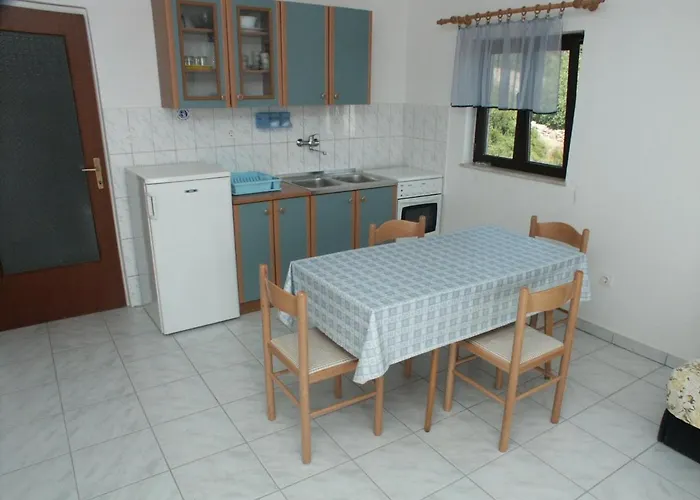 Апартаменты With A Parking Space Sali, Dugi Otok - 908 *